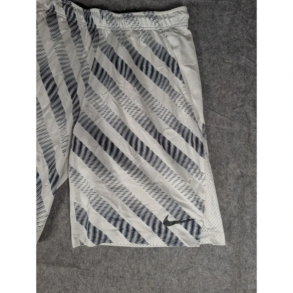 Nike Dri-FIT Basketball Shorts White Navy Diagonal Stripes Mens Athletic Gym